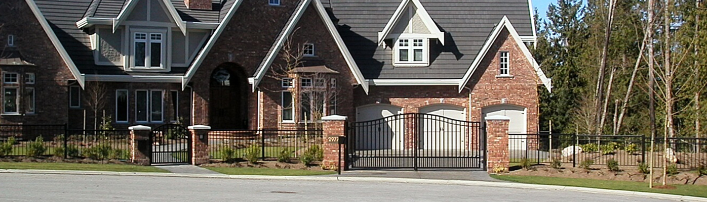 New Westminster gates