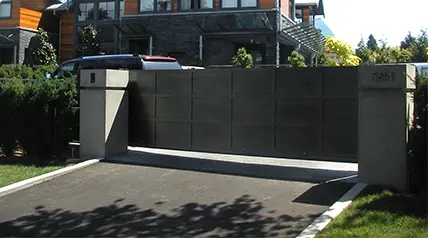 Trackless Cantilever Gates