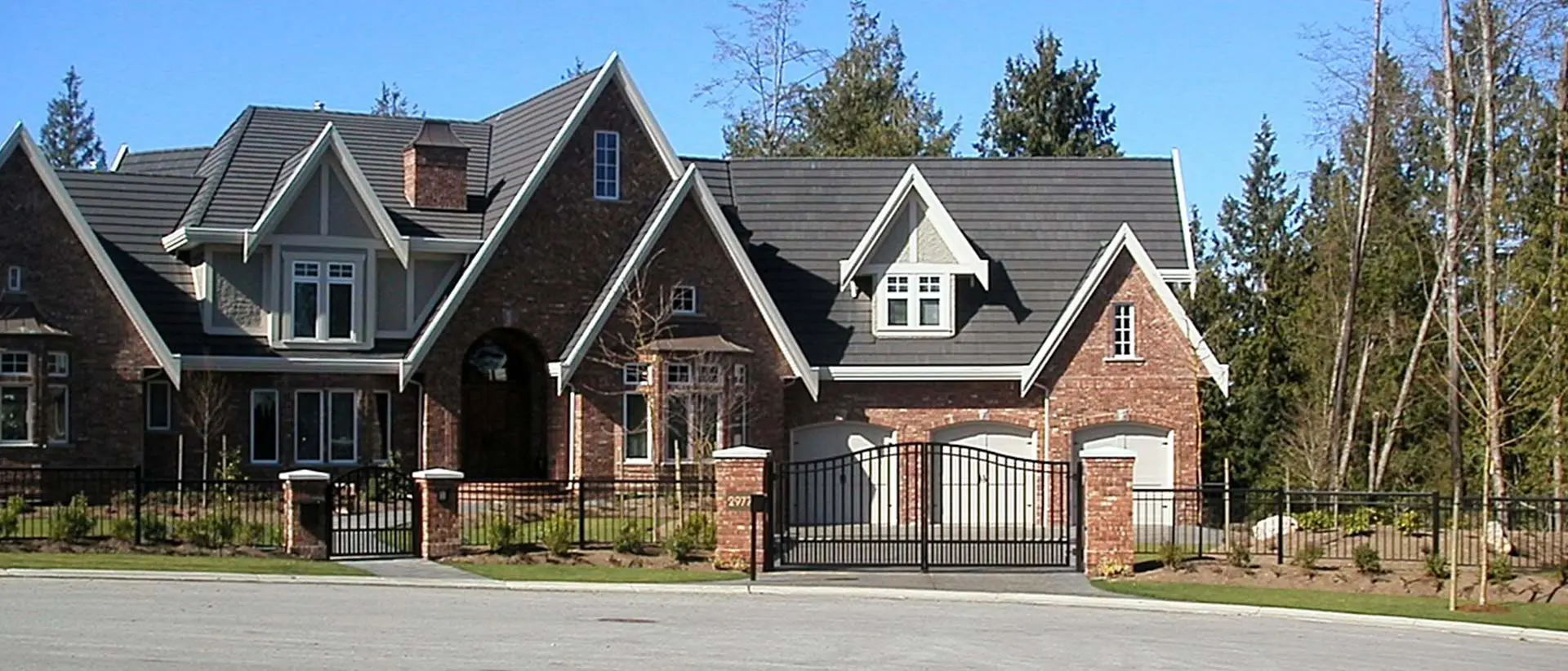 Sliding Gates from Vancouver