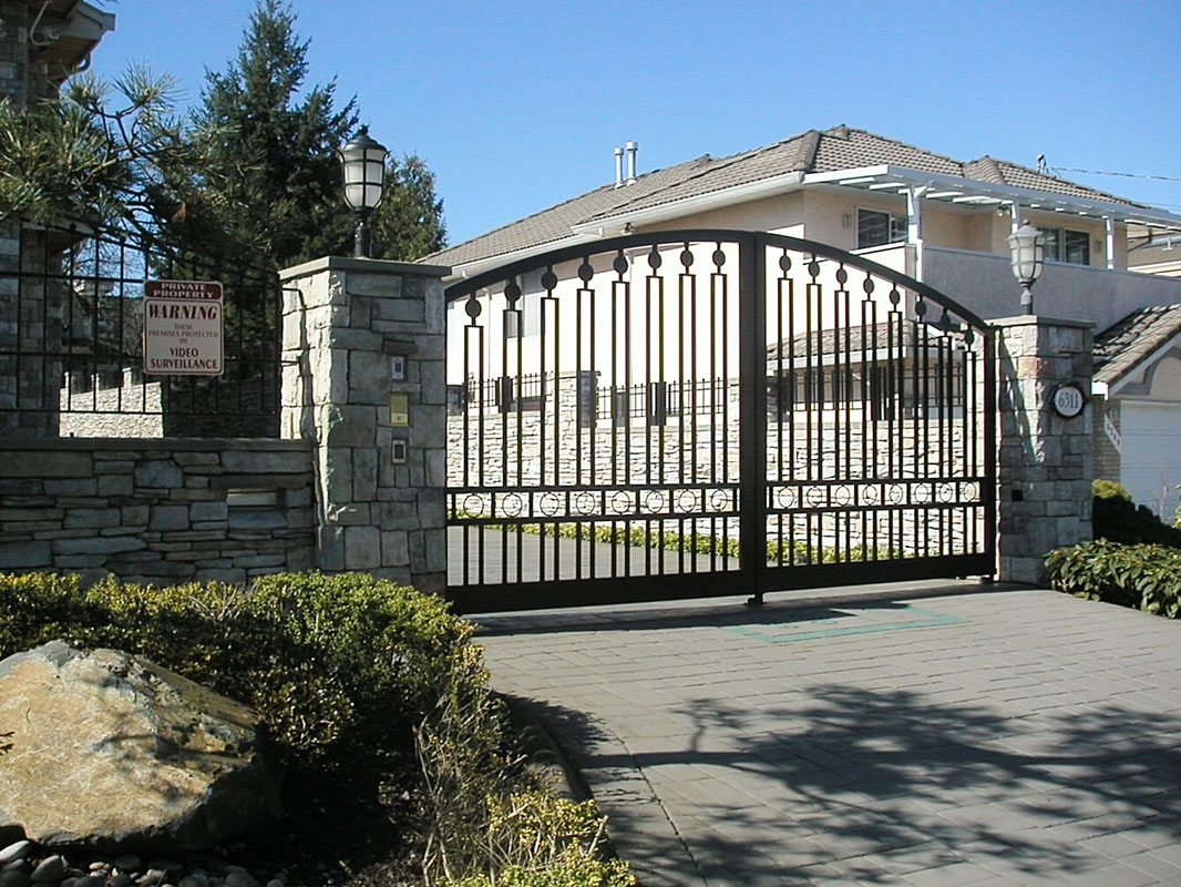 Residential Swing Gate